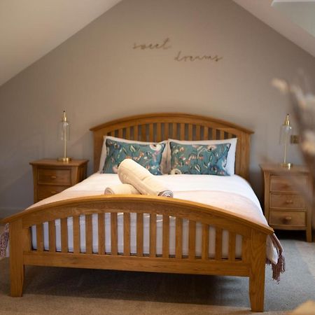 Llanerch-Aeron Vineyard Country Cottage מראה חיצוני תמונה